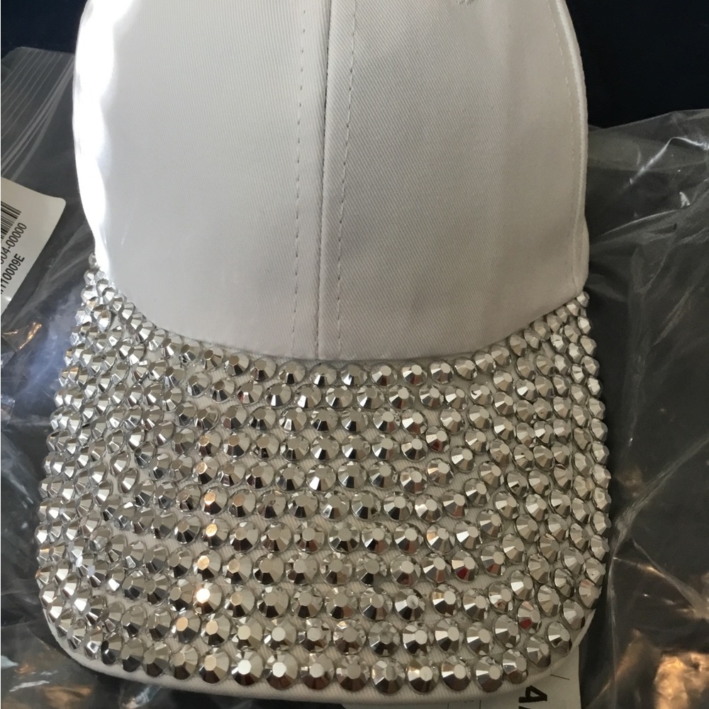 NWT Kendall & James White  Ball-cap With Silver Rhinestones